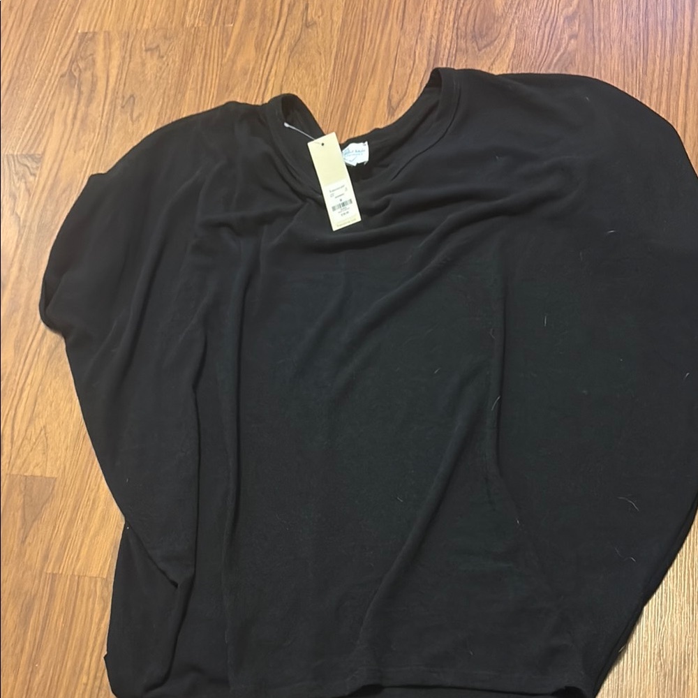 Black Oversized Top